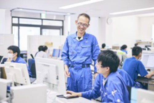 社内